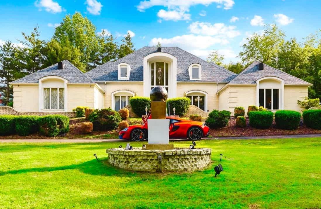 Gated Mansion - Basketball Court Movie Theater Views Villa Big Stone Gap Exterior photo