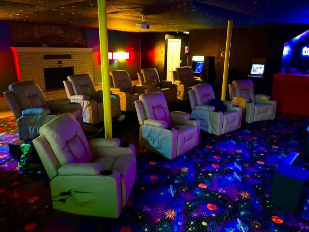 Gated Mansion - Basketball Court Movie Theater Views Villa Big Stone Gap Exterior photo