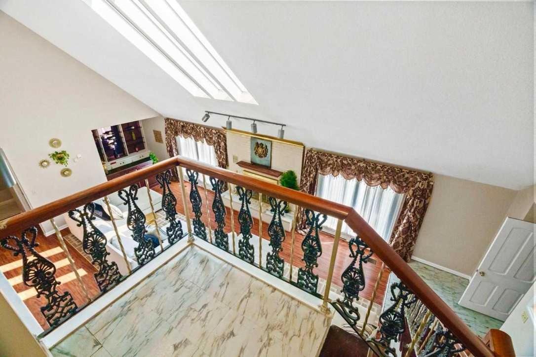 Gated Mansion - Basketball Court Movie Theater Views Villa Big Stone Gap Exterior photo