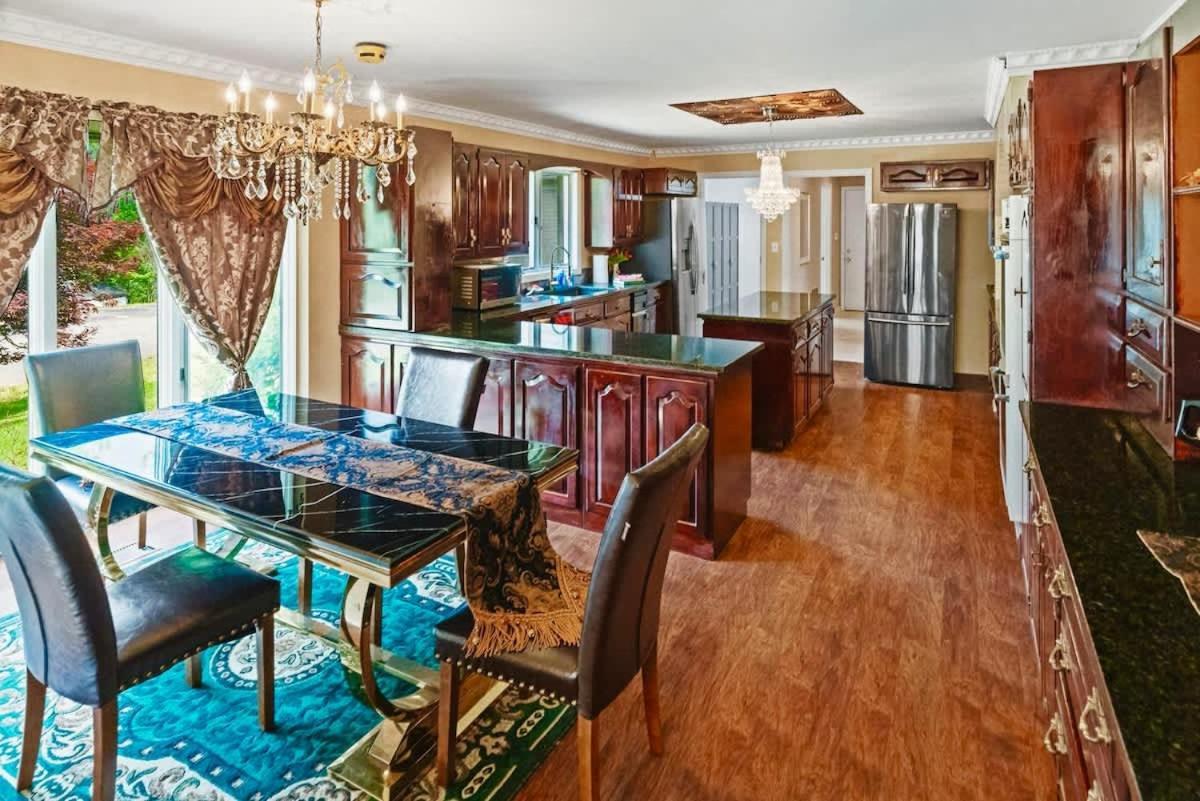 Gated Mansion - Basketball Court Movie Theater Views Villa Big Stone Gap Exterior photo